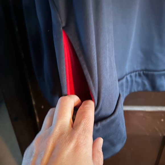 Boston Red Sox Nike Dri-FIT Therma Performance Pullover Hoodie - Picture 3 of 6